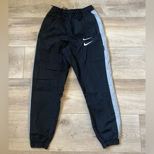 Nike windbreaker joggers